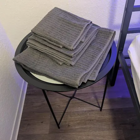 Апартаменты Monteurzimmer Zentral In