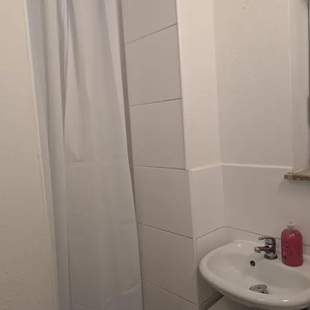 Monteurzimmer Zentral In 公寓 *